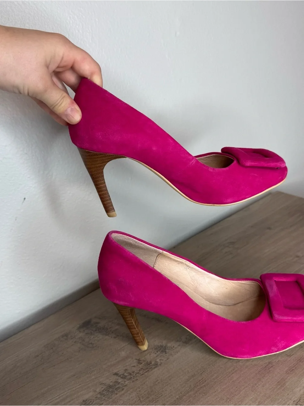 Roger Vivier Fuchsia Pink Suede Buckle Trompette Pump Heels Vintage